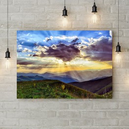 Картина на холсте "Лучи солнца на горами"